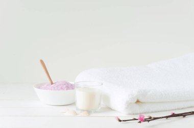 Açık ahşap renkli ürünlerde Başak