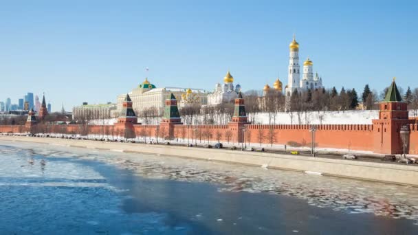 Russie Moscou Kremlin Printemps Vidéo Météo Ensoleillée Mouvement Glace Délais — Video