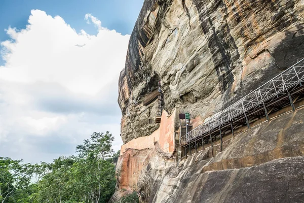 Camino a la montaña Sigiriya, Sri Lanka —  Fotos de Stock