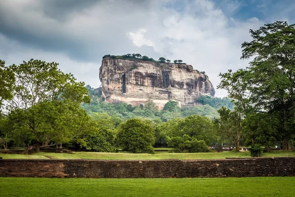 Sigiriya (roca de León), sri lanka — Foto de Stock