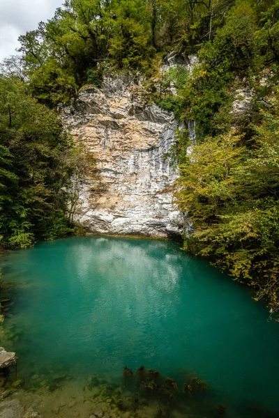 Błękitne Jezioro, Park Narodowy Ritsa, Abchazja — Zdjęcie stockowe