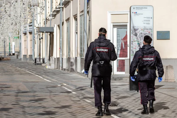 Covid Quarantena Mosca Coronavirus Russia Pattuglia Polizia Sulla Strada Vuota — Foto Stock