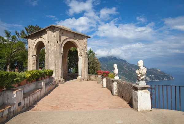 Terraza del Infinito en Villa Cimbrone —  Fotos de Stock