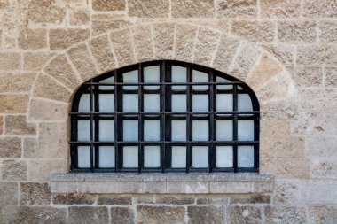 Pencereler, kapılar, elementler ve binaların dekorasyonları