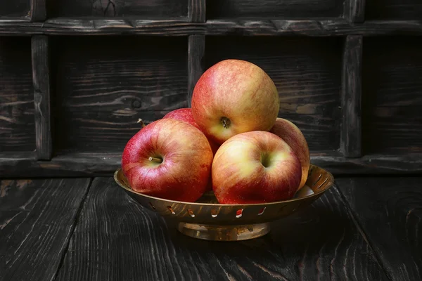 Harvest autumn apples — Stock Photo, Image