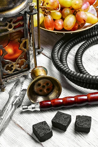 nargile ve büyük üzüm