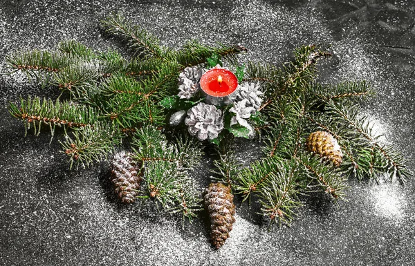 Weihnachtsschmuck am Weihnachtsbaum — Stockfoto