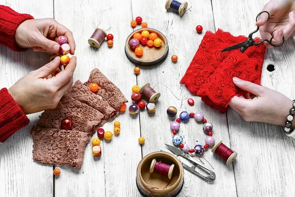 Crafts made from beads — Stock Photo, Image