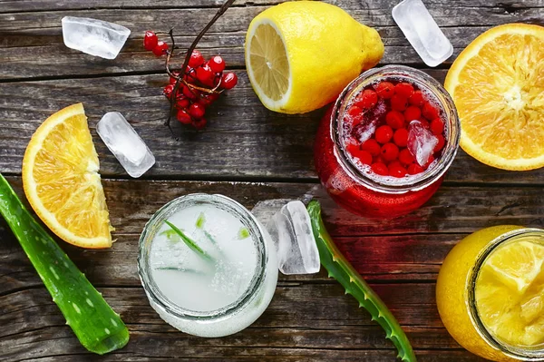 Beverage with aloe and orange — Stock Photo, Image