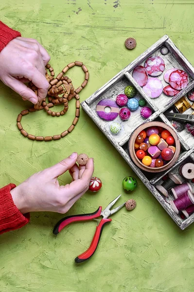 Craft kvinnor smycken — Stockfoto