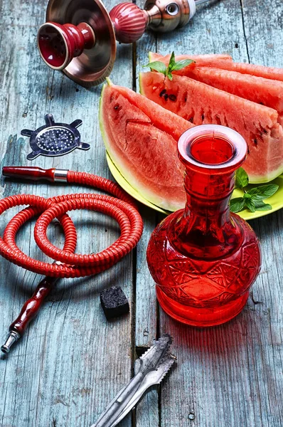 Vattenpipa med smak vattenmelon — Stockfoto
