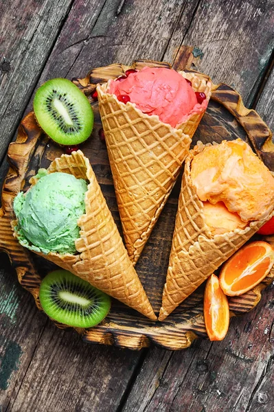 Summer ice cream in waffle cone — Stock Photo, Image