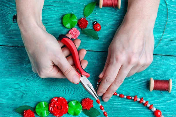 Hobby making jewelry — Stock Photo, Image