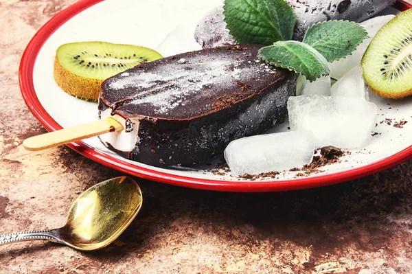 Zmrzlina s Kiwi — Stock fotografie