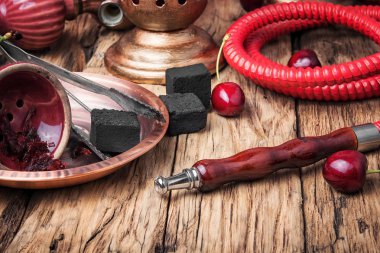 Shisha nargile kiraz ile