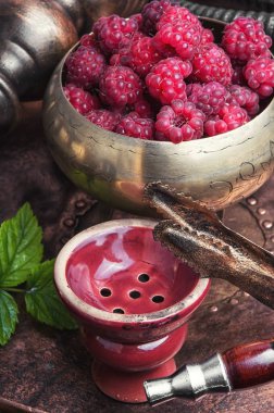 Shisha nargile ile Ahududu