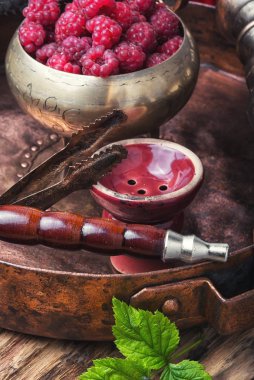 Shisha nargile ile Ahududu