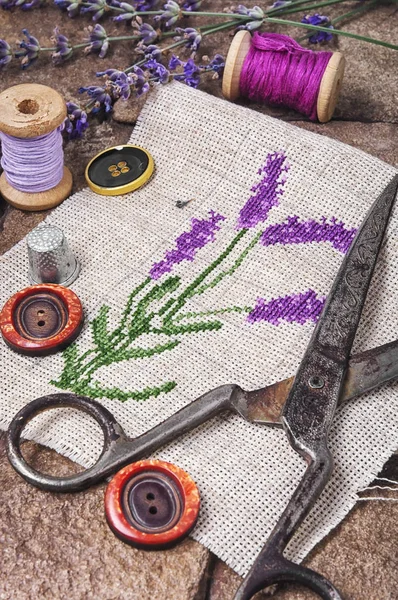 Bordado de buquê de lavanda — Fotografia de Stock