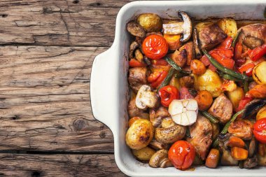 fırında etli sebze