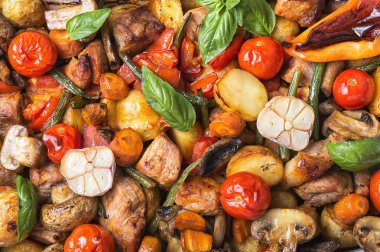 fırında etli sebze