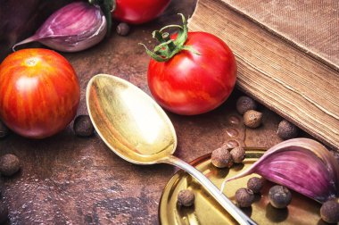 yerli turşu domates