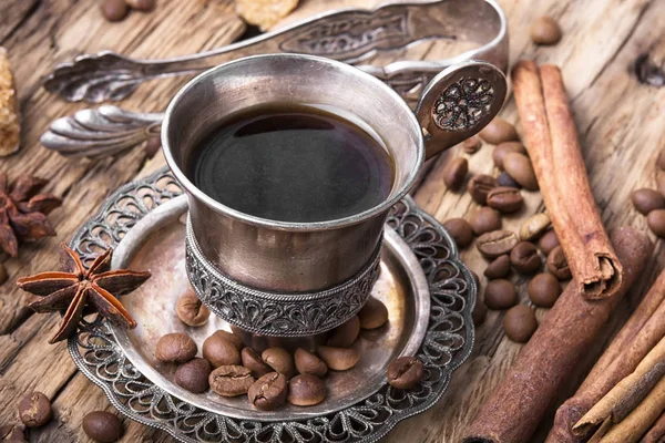 Taza de café en el estilo oriental —  Fotos de Stock