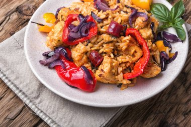 Chickene ile lezzetli Creole Jambalaya