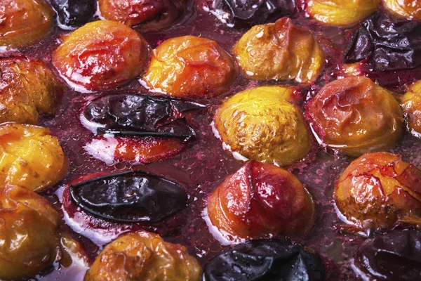 Caramelized autumn plum — Stock Photo, Image