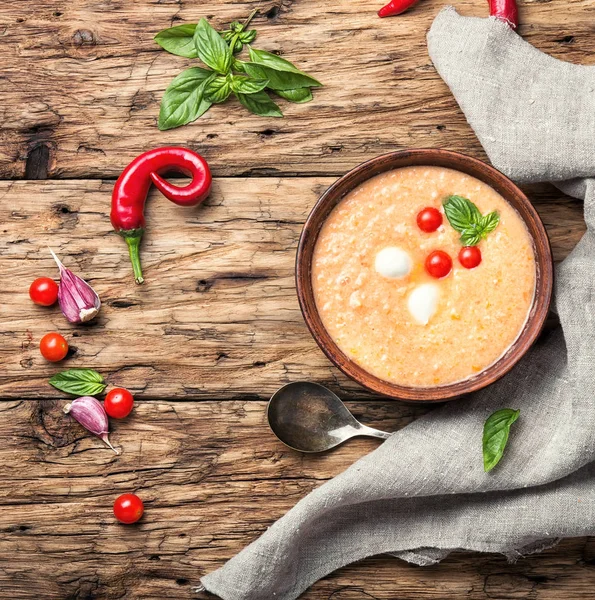 Rustik Gazpacho çorbası
