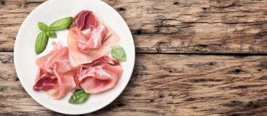 İspanyol jamon dilimlenmiş