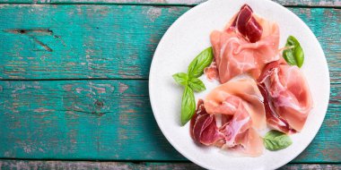 İspanyol jamon dilimlenmiş