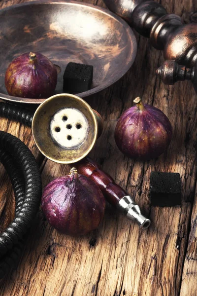 Arapça sigara nargile incir ile