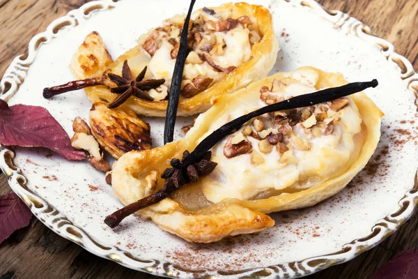 Armut pişmiş tatlı