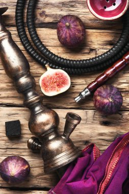 Arapça sigara nargile incir ile