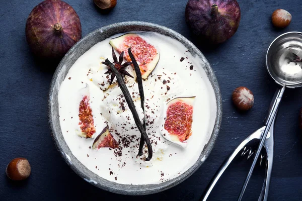 Yaz dondurma incir ile