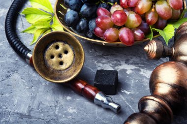 üzüm ile oryantal nargile