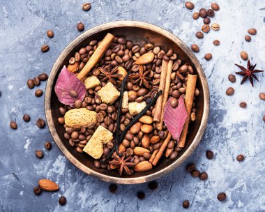 Kavrulmuş kahve çekirdeği.