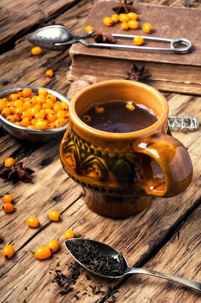Healthy tea with sea-buckthorn — Stock Photo, Image