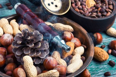 Bir somun tadı ile Asya nargile