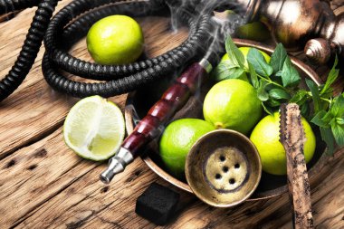 Kireç ile egzotik nargile