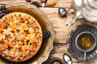 Çay için iştah açıcı pasta