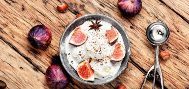 Yaz dondurma incir ile