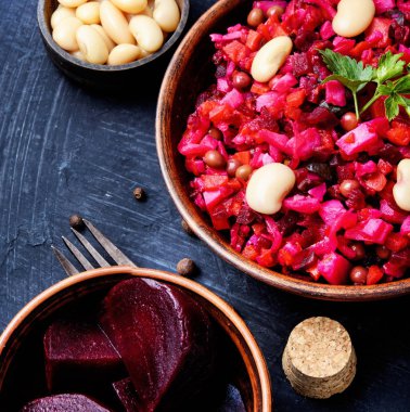 Rus salatası sirkesi