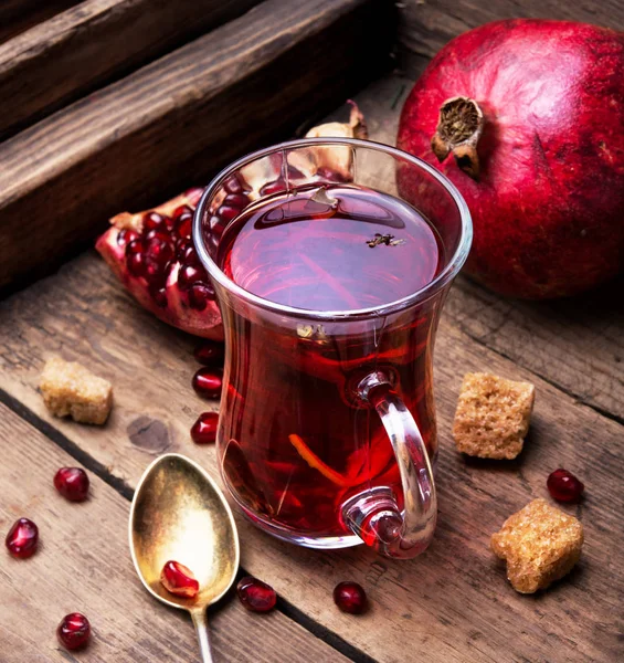 Cup of pomegranate tea — Stock Photo, Image
