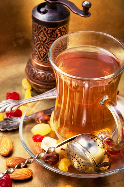 アラブ スタイルの紅茶 — ストック写真