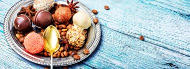 Çikolata ve şekerlemeler truffle