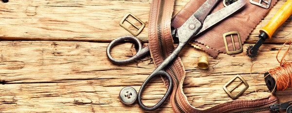 Инструменты для работы с кожей
