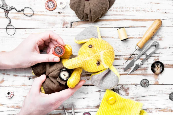 Elefante de brinquedo artesanal — Fotografia de Stock