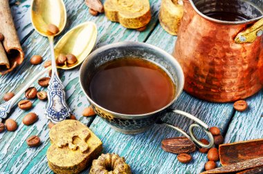 kahve fincanı tatlılar