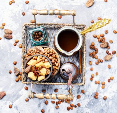 Kavrulmuş kahve çekirdeği.